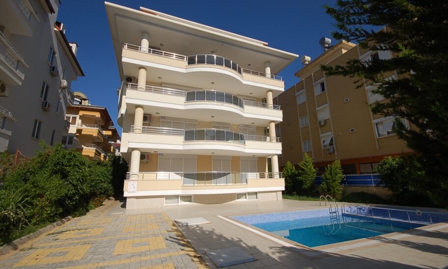 Fully Furnished Central Apartment With Items For Sale In Oba Alanya 1