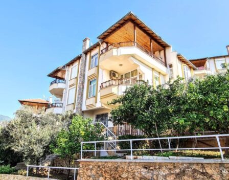 Gemeubileerde villa met 5 kamers te koop in Kestel Alanya 10
