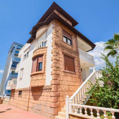 Mahmutlar Alanya 4 Satılık Eşyalı 6 Oda Triplex Villa