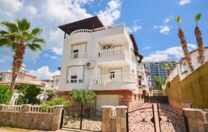 Furnished 6 Room Triplex Villa For Sale In Mahmutlar Alanya 7