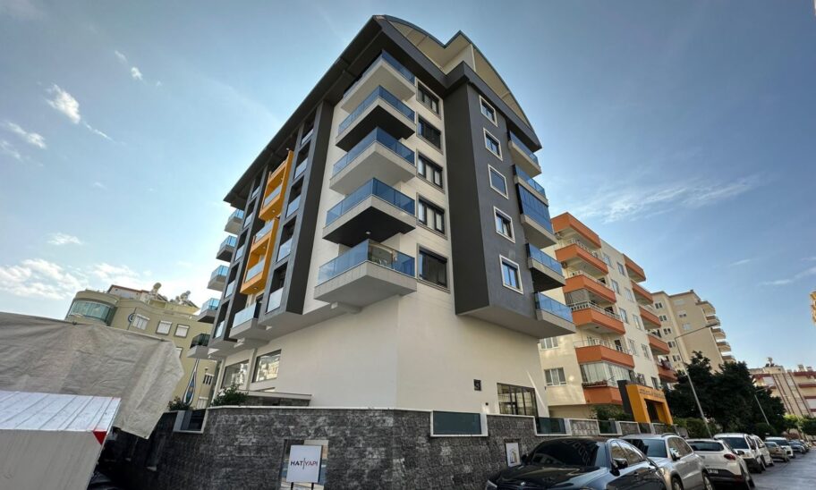 Nahe am Meer gelegene 2-Zimmer-Wohnung zum Verkauf in Mahmutlar Alanya 1