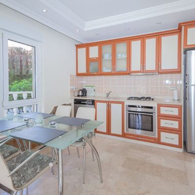 Möblierte 3-Zimmer-Wohnung zum Verkauf in Kestel Alanya 7