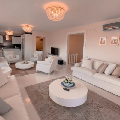 Luxuriöse 5-Zimmer-Villa zum Verkauf in Kargicak Alanya 3