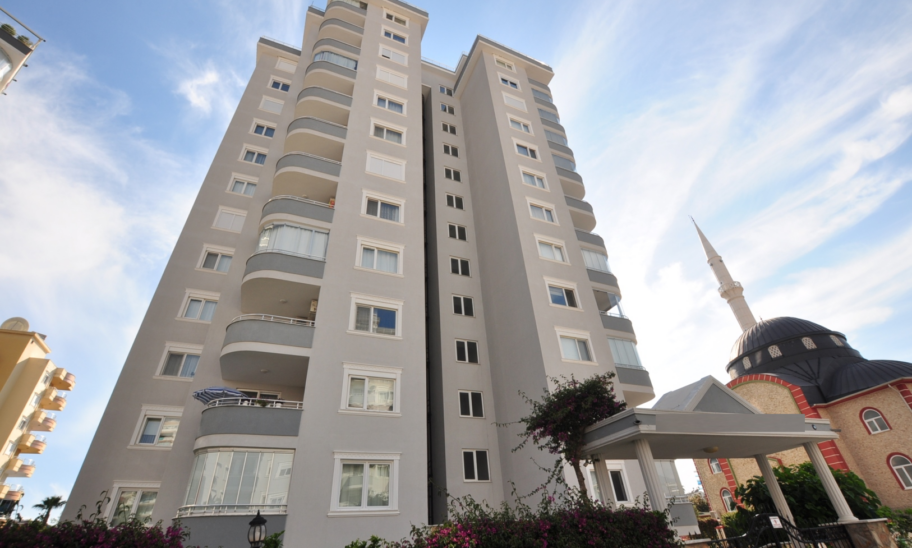 Nahe am Meer gelegene 3-Zimmer-Wohnung zum Verkauf in Mahmutlar Alanya 1