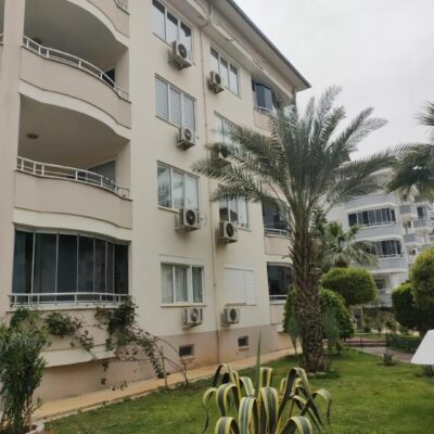 Möblierte 3-Zimmer-Wohnung zum Verkauf in Oba Alanya 1