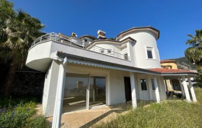 Private 4-Zimmer-Villa zum Verkauf in Tepe Alanya 9
