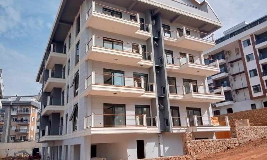 New Built 3 Room Apartment For Sale In Cikcilli Alanya 1