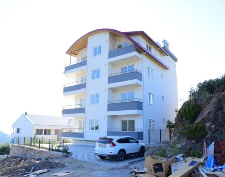 Nowo wybudowany, tani 4-pokojowy apartament na sprzedaż w Konakli Alanya 3