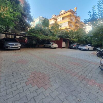 Close To Sea Central 2 Room Flat For Sale In Alanya 3