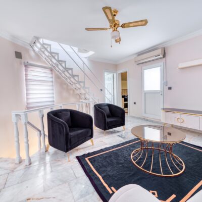Møblert 6-roms triplex villa til salgs i Türkler Alanya 1
