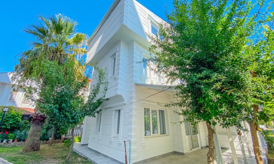 5-roms triplex villa til salgs i Belek Antalya 1