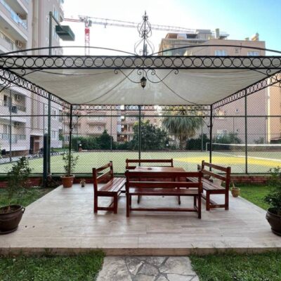 Strandmøblert 3-roms leilighet til salgs i Mahmutlar Alanya 2