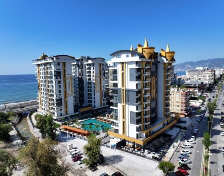 Möblierte 5-Zimmer-Wohnung direkt am Strand zum Verkauf in Mahmutlar Alanya 1