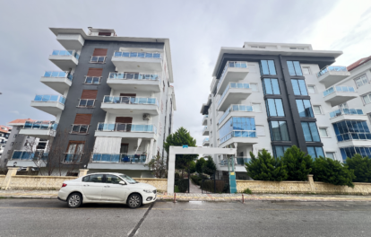 Billig møblert 3 roms leilighet til salgs i Kestel Alanya 1