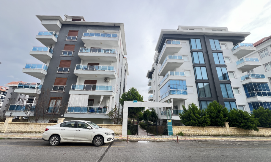 Günstig möblierte 3-Zimmer-Wohnung zum Verkauf in Kestel Alanya 1