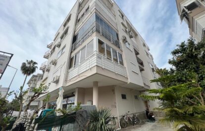 Billig møblert 3 roms leilighet til salgs i Oba Alanya 28