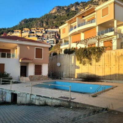 Goedkope gemeubileerde 4 kamer duplex te koop in Bektas Alanya 1