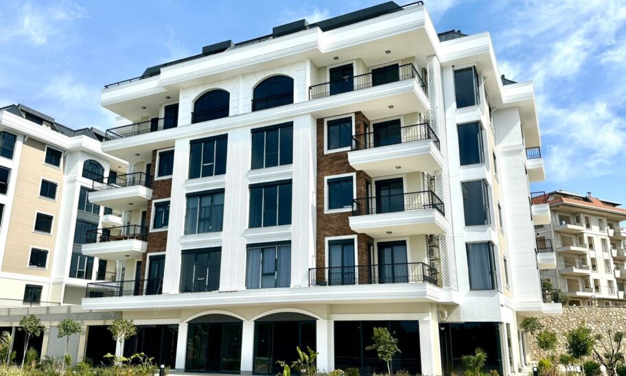 Full Activity 4 Room Apartment For Sale In Oba Alanya 4