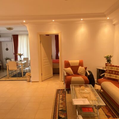 Møbleret 3 værelses lejlighed til salg i Tosmur Alanya 2