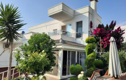 Alanya Demirtaş'ta Satılık Eşyalı 3 Odalı Villa 21