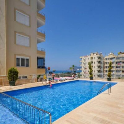 Möblierte 3-Zimmer-Wohnung am Strand zum Verkauf in Tosmur Alanya 13