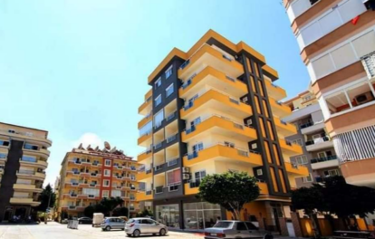 Billig møblert 2-roms leilighet til salgs i Mahmutlar Alanya 1