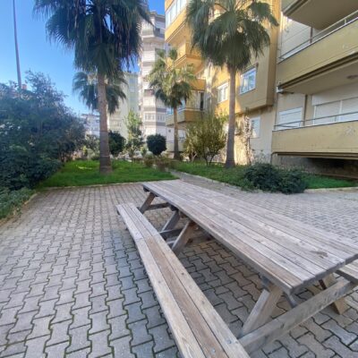 Billig møblert 3 roms leilighet til salgs i Alanya 2