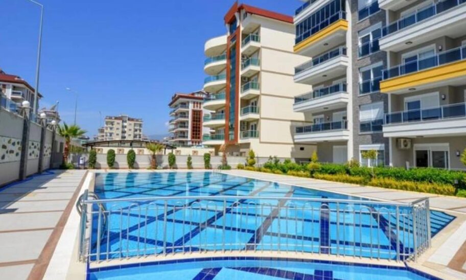 Nær havet møblert 3 roms leilighet til salgs i Kestel Alanya 2