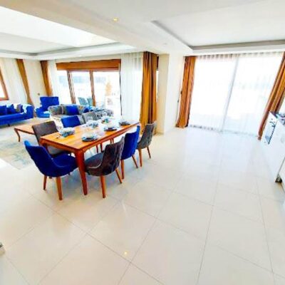 Luksus møbleret 4 værelses villa til salg i Kargicak Alanya 2