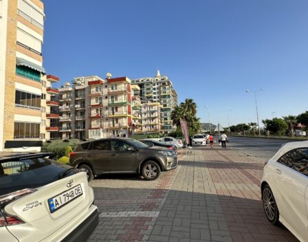 Geschikt voor staatsburgerschap 4 kamer appartement aan het strand te koop in Mahmutlar Alanya 15