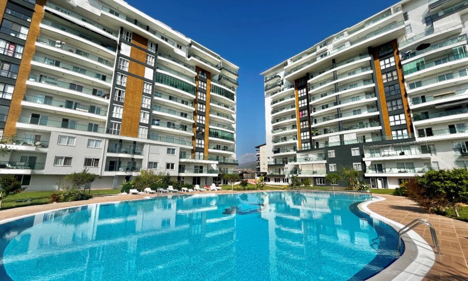 Günstige 4-Zimmer-Wohnung zum Verkauf in Gazipasa Antalya 13