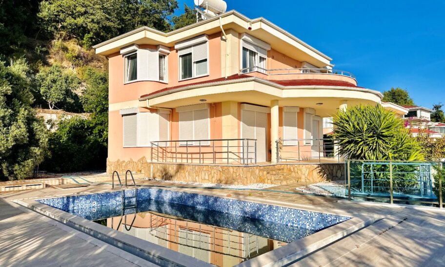 Furnished 4 Room Villa For Sale In Kestel Alanya 15
