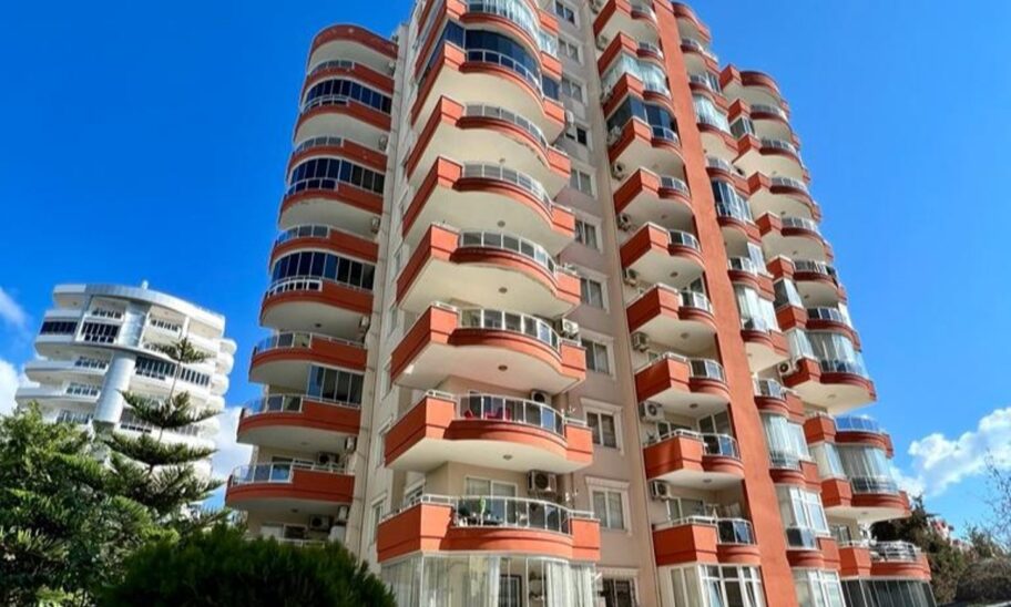 Umeblowany apartament z 5 pokojami na sprzedaż w Mahmutlar Alanya 1