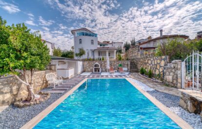 Möblierte 6-Zimmer-Triplex-Villa zum Verkauf in Turkler Alanya 2