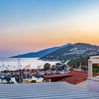 Möbliertes 3-Zimmer-Einfamilienhaus mit Meerblick zum Verkauf in Kalkan, Antalya 14