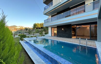 Kansalaisuuteen soveltuva Luxury 7 Room Triplex Villa Myynnissä Kargicak Alanya 6
