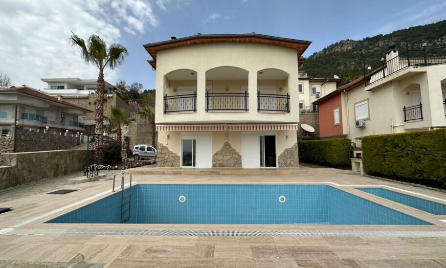 Suitable For Settlement 5 Room Triplex Villa For Sale In Bektas Alanya 1