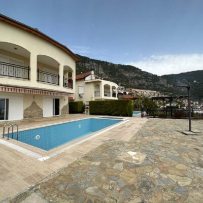 Lämplig för bosättning 5 rum triplex villa till salu i Bektas Alanya 2