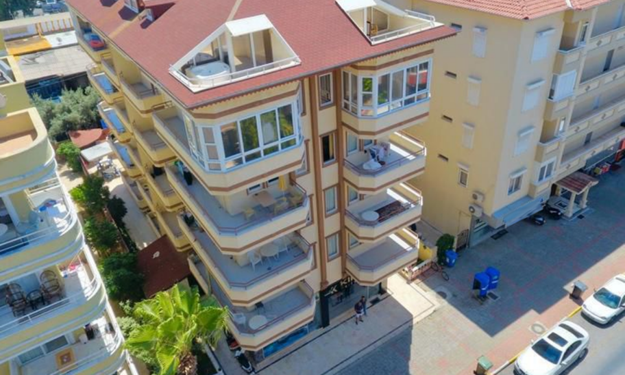 Sentral billig møblert 2 roms leilighet til salgs i Alanya 1
