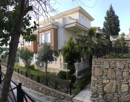 Billig møblert 5 rom triplex villa til salgs i Incekum Alanya 3