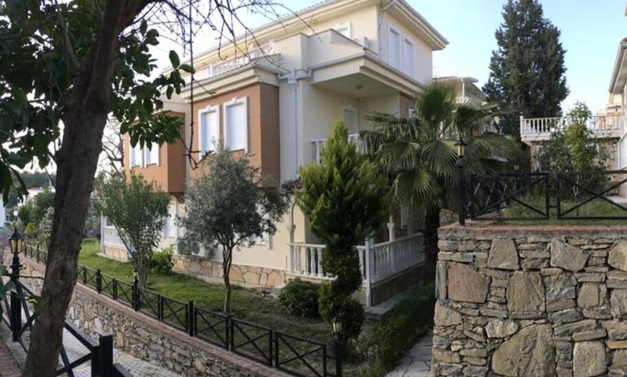 Cheap Furnished 5 Room Triplex Villa For Sale In Incekum Alanya 3