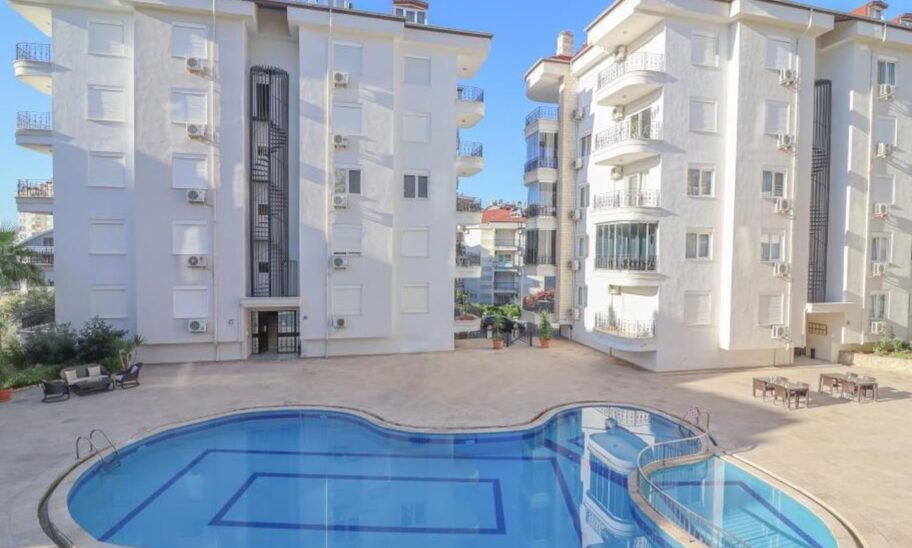 Goedkoop gemeubileerd 3 kamer appartement te koop in Cikcilli Alanya 3