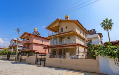 Geschikt voor staatsburgerschap Triplex 5 kamer villa te koop in Konakli Alanya 2