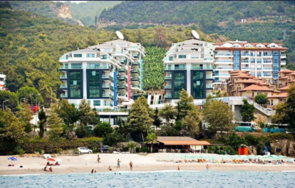 Volledige activiteit 4 kamer tuin duplex te koop in Kargicak Alanya 1