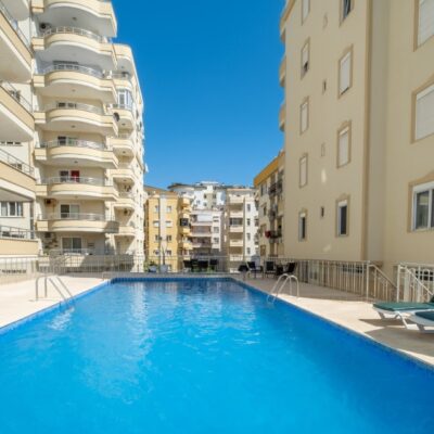 Gemeubileerd 3-kamerappartement aan het strand te koop in Tosmur Alanya 10