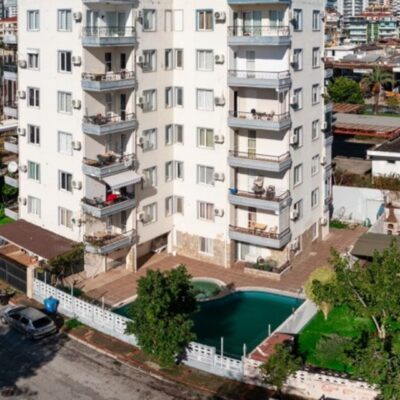 Goedkoop gemeubileerd 2 kamer appartement te koop in Oba Alanya 1