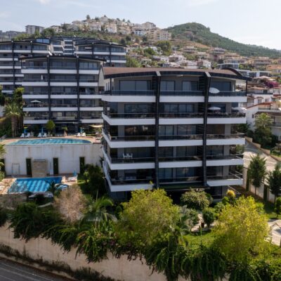 Plně zařízený 3pokojový apartmán s výhledem na moře na prodej v Kargicak Alanya 1