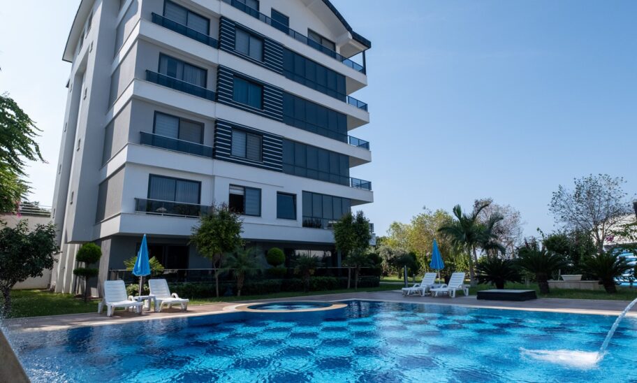 Full Activity Sea View Furnished 3 Room Apartment For Sale In Kargicak Alanya 4