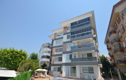 Gemeubileerd 2-kamerappartement te koop in Oba Alanya 11