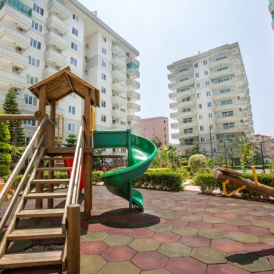 Zařízený 5pokojový penthouse Duplex na prodej v Tosmur Alanya 2